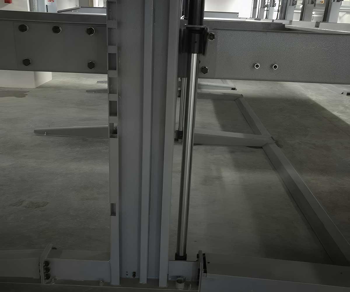 秭归县5层升降横移立体停车库的设备外观检查